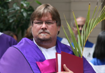 Pastor Jeff as the Liturgy of the Palms is about to begin