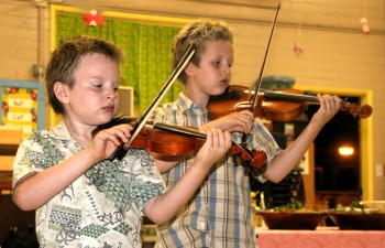 Two brothers from the congregation played a duet in honor of Irmgard