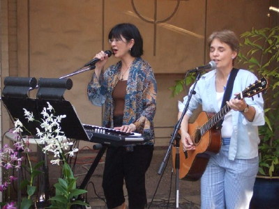 The Braeded Chord at the Friday evening Courtyard Coffee House concert
