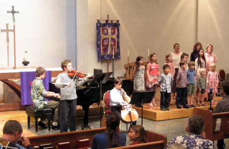 F.R.O.G.S. Choir and Chamber Orchestra raise money to buy an Ark of Animals from Heifer International.